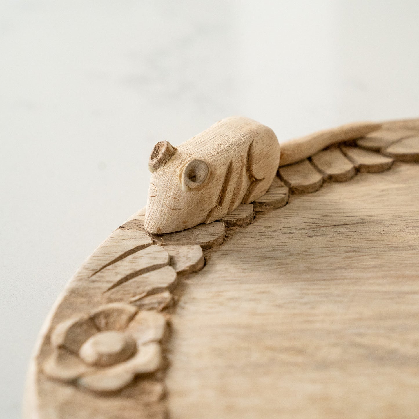 Cheese board with mouse aw104b