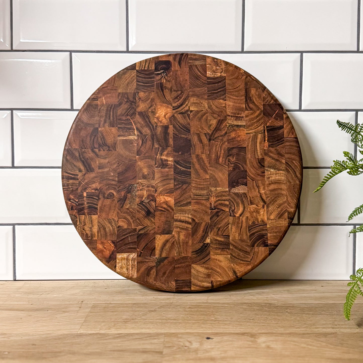 Medium Round Hardwood Chopping Board AWS-13M
